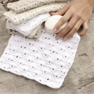 162-37 Warm And Soothing by DROPS Design Billigare